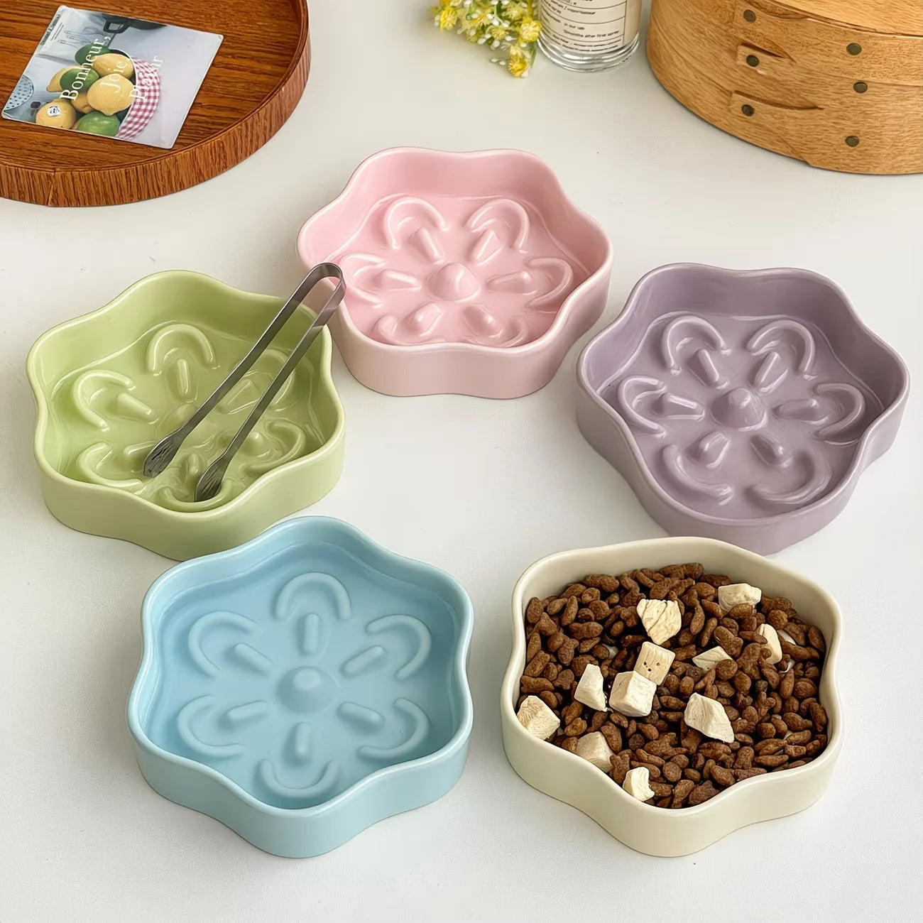 Cute Flower Shape Slow Feeder Bowl
